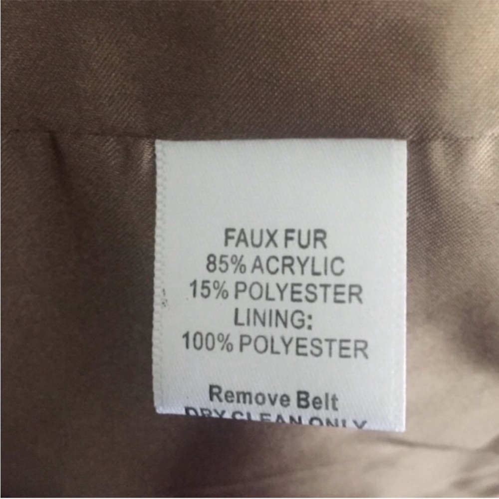 Moving Sale! ๐๏ธ Trina Turk Brown and Gray Faux Fur Vest - Picture 7 of 10